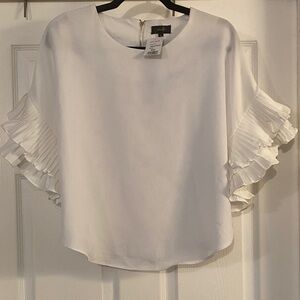 Chic White Ruffle Sleeve Blouse